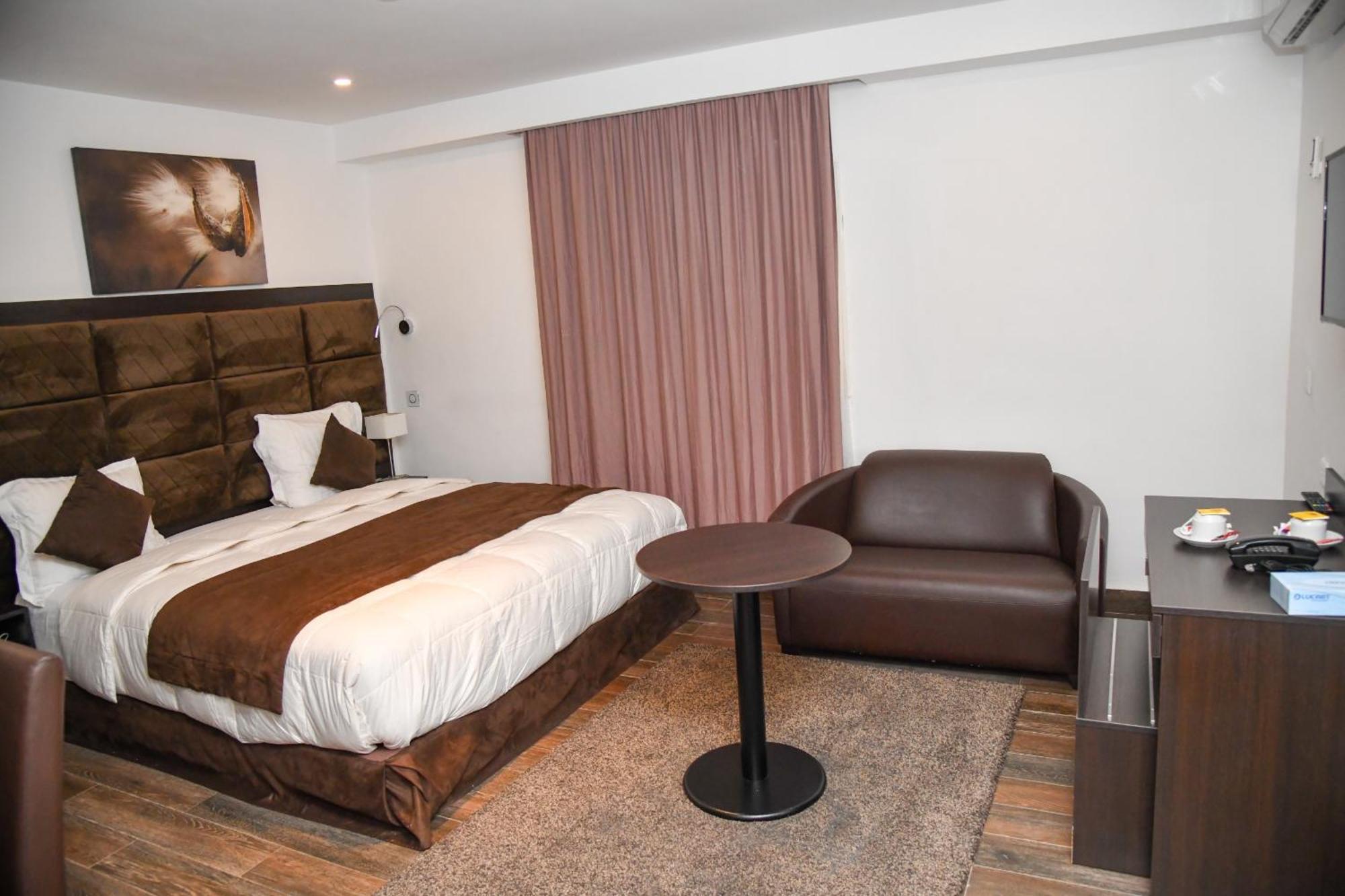Quatre Saisons Hotell Nouakchott Exteriör bild