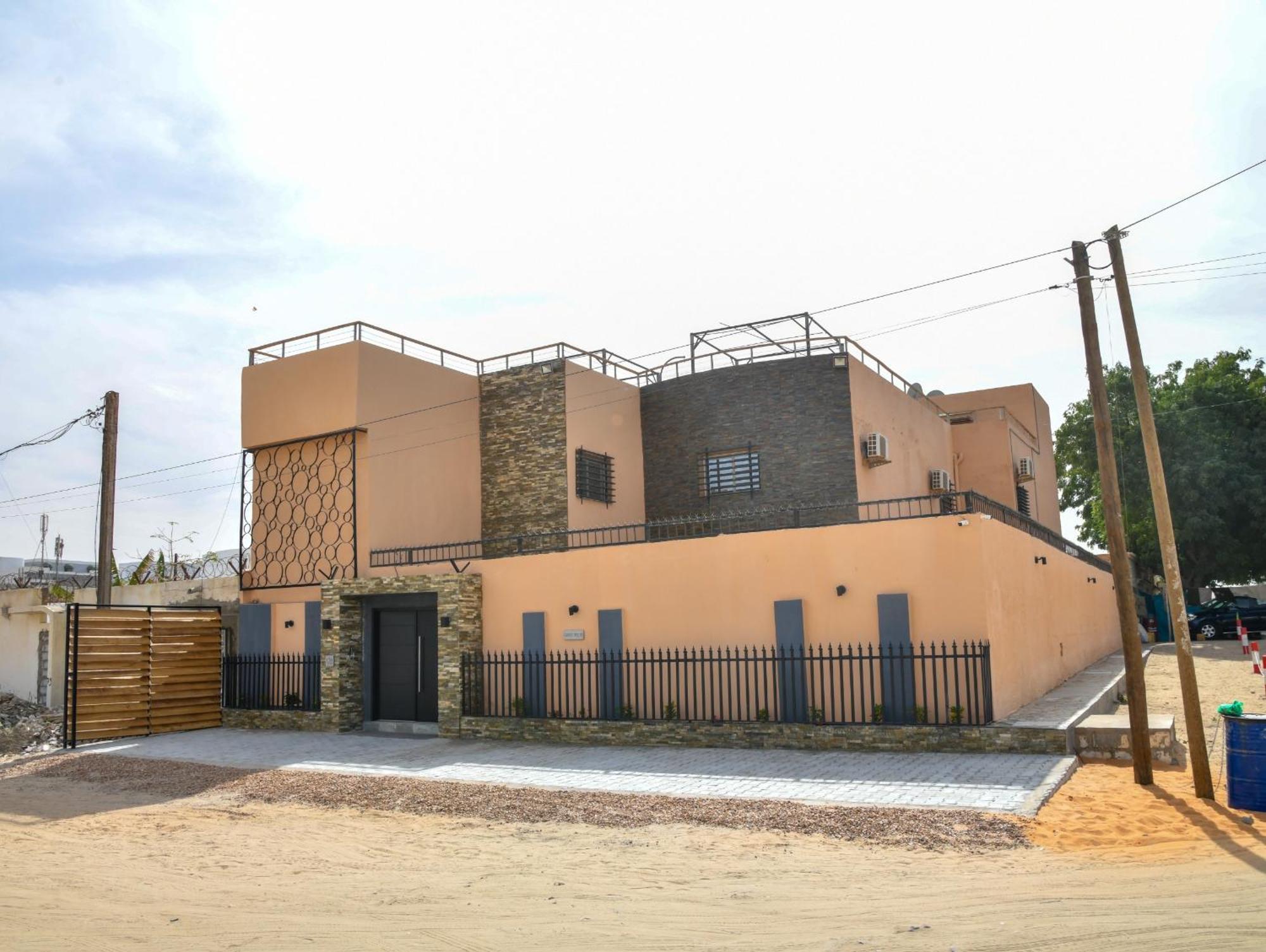 Quatre Saisons Hotell Nouakchott Exteriör bild