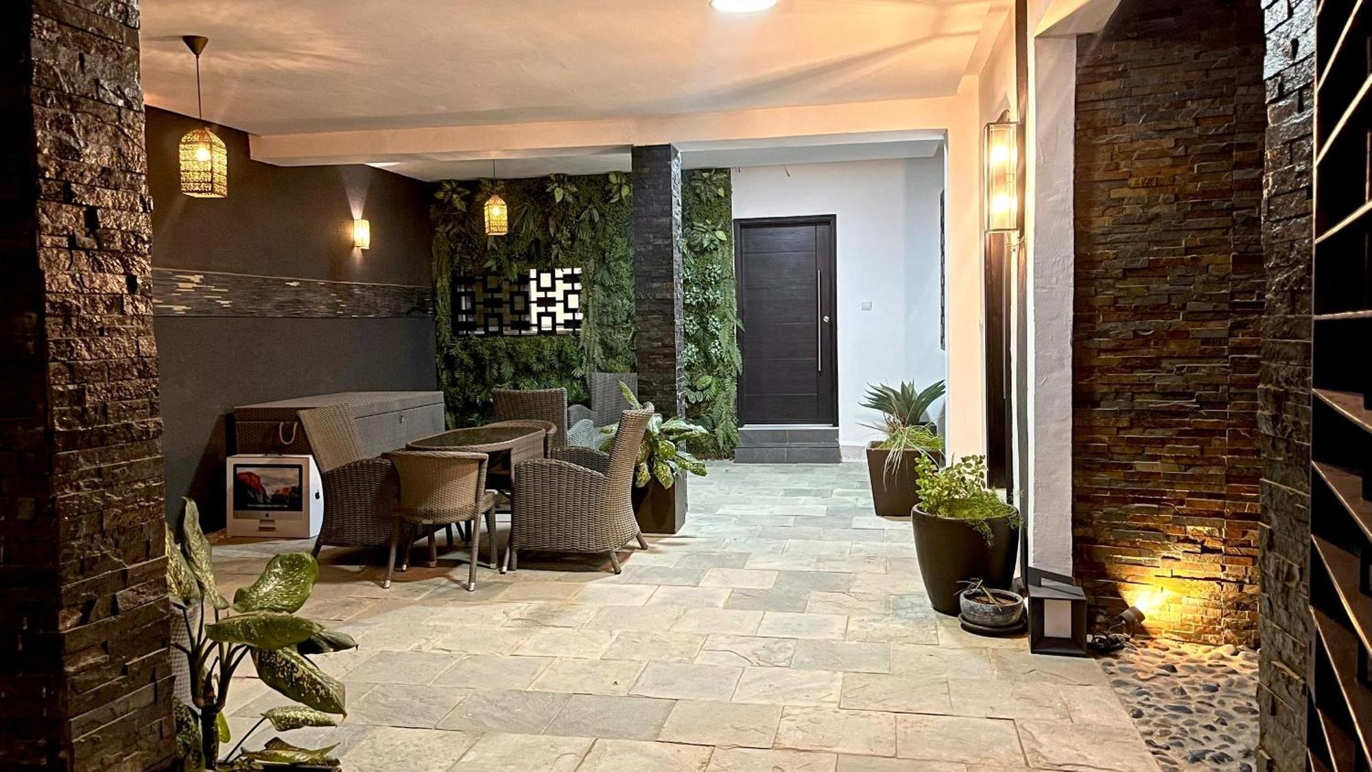 Quatre Saisons Hotell Nouakchott Exteriör bild