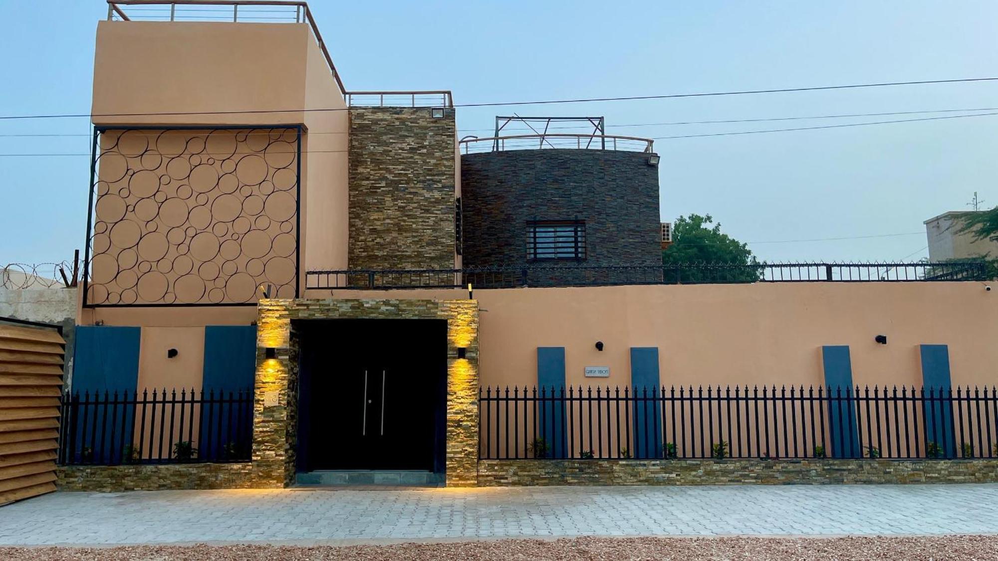 Quatre Saisons Hotell Nouakchott Exteriör bild